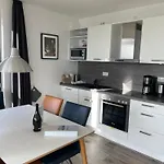Weisses Haus Plau 아파트 *