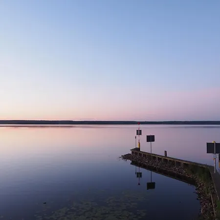 Weisses Haus Plau Διαμέρισμα *