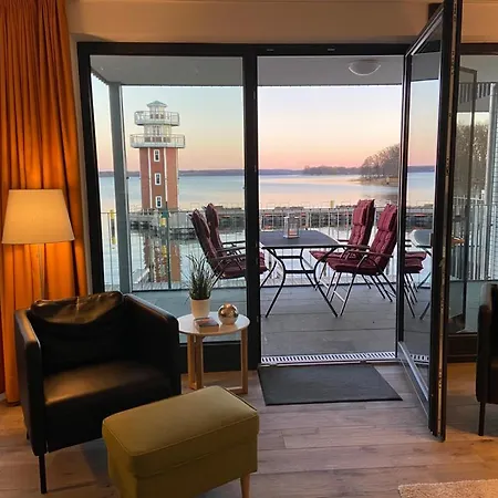 Weisses Haus Plau Διαμέρισμα