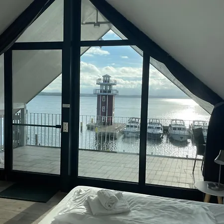 Weisses Haus Plau * Plau am See